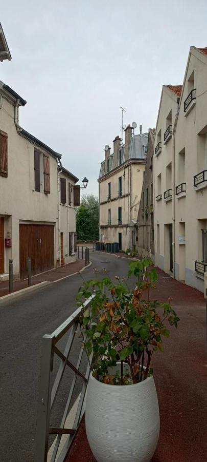 Studio Meuble A Bougival Eksteriør billede